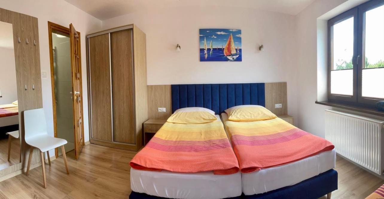Jantar Hotel Острово Екстериор снимка