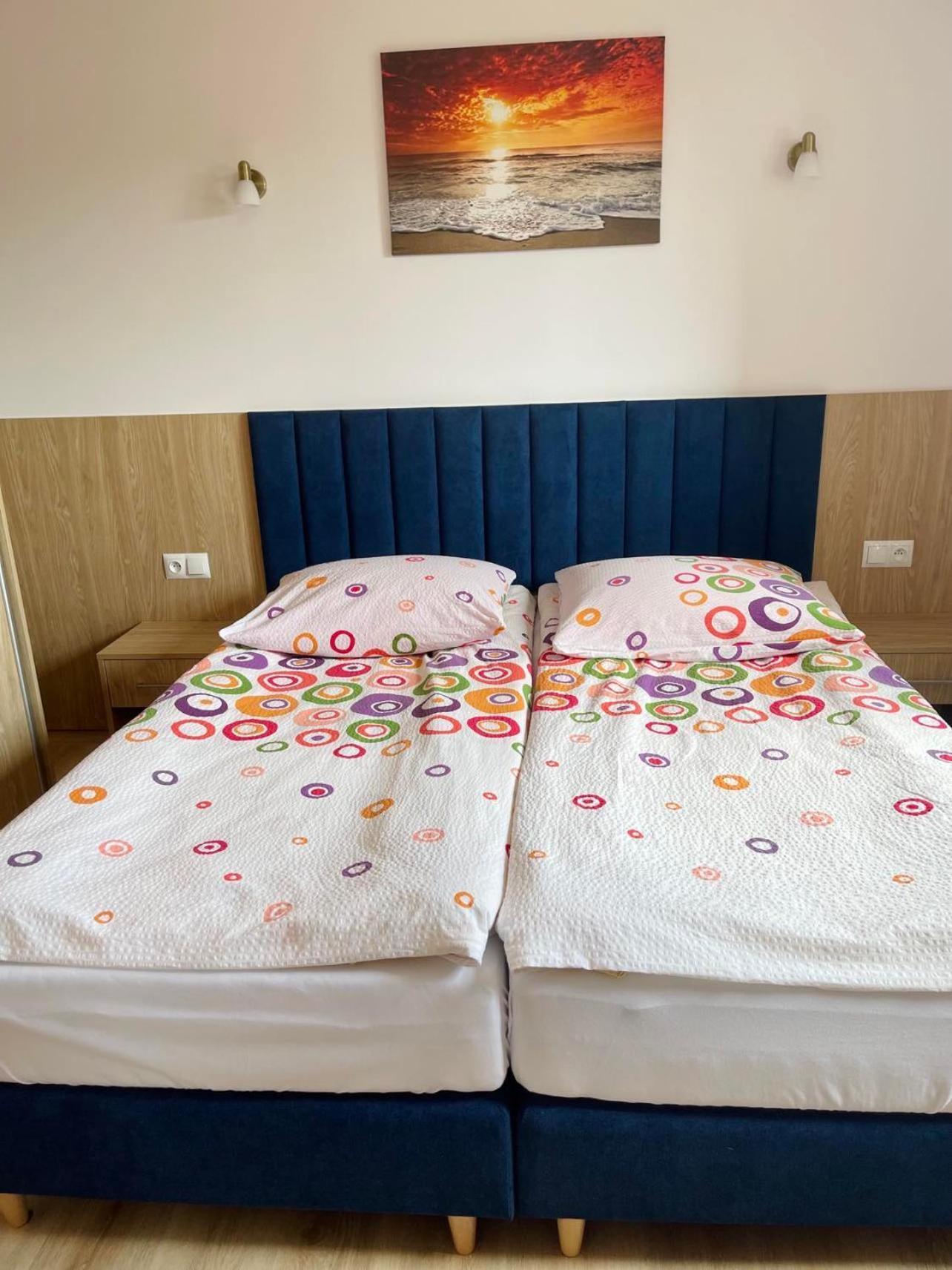 Jantar Hotel Острово Екстериор снимка
